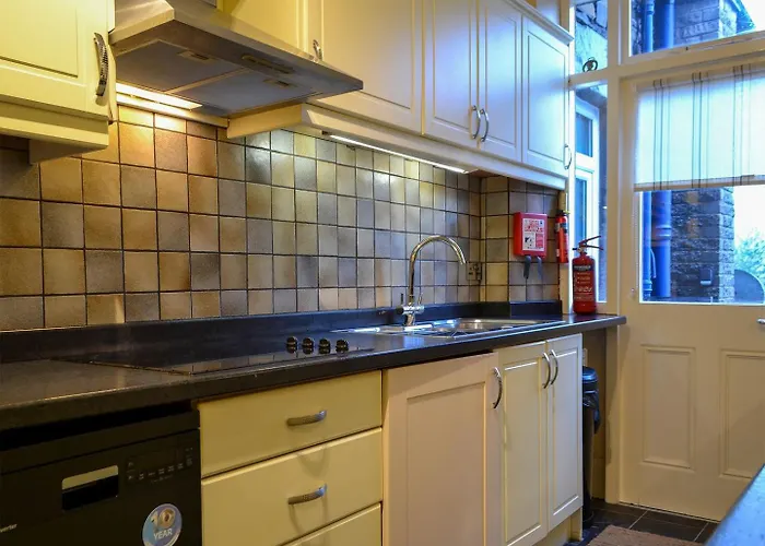 Mountain Escape 科尼斯顿